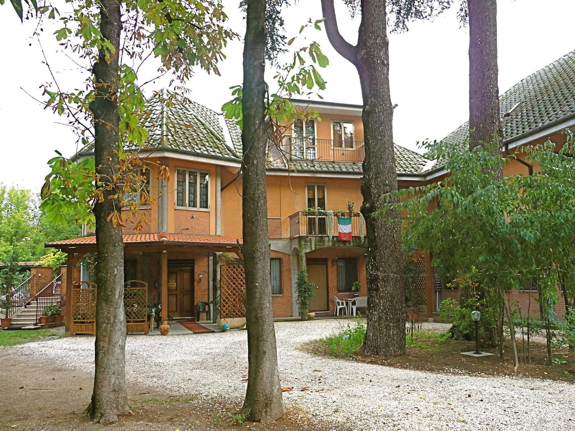 Bed and Breakfast Al Parco à Curtatone Extérieur photo